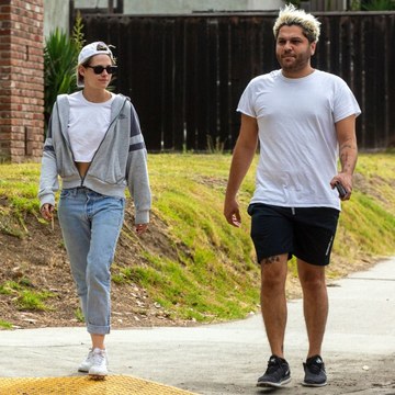 Kristen Stewart - Provocative and Androgynous Shoots in kristen stewart braless thefappeningblog.com 27.jpg - hidden celebrity photo